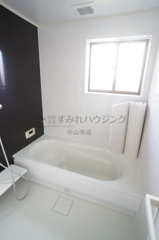 中山台戸建Ⅳの浴室