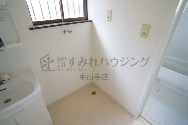 中山台戸建Ⅳの洗面所