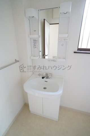 中山台戸建Ⅳの洗面所
