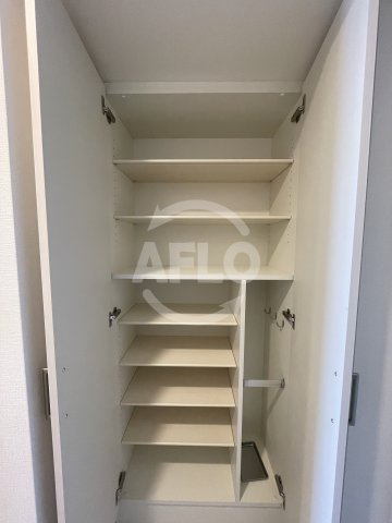 アドバンス難波南ワイズの収納|アドバンス難波南ワイズ　シューズボックス