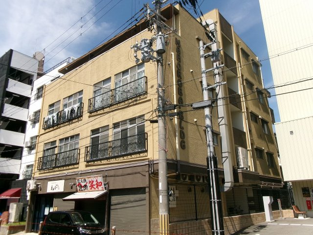 マホロバビルの外観