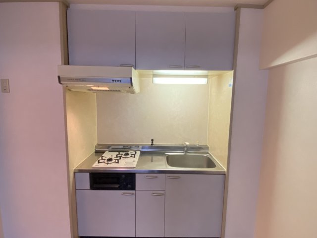 高倉マンションのキッチン|別居室空室時の写真となります。現況と異なる場合は現況を優先いたします。