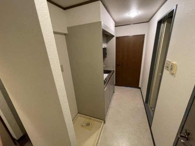 いわき6番館の玄関|落ち着いた玄関です