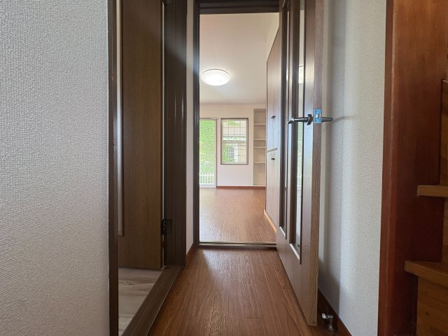 川崎市麻生区細山５丁目のテラスの玄関