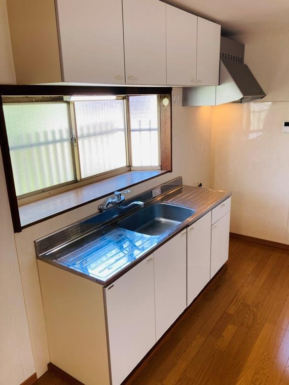 桜が丘戸建のキッチン