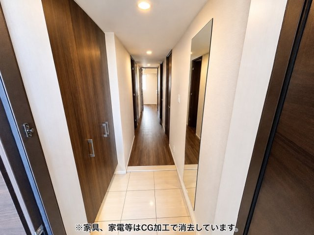 エスリード太秦レジデンスの玄関