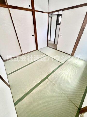 豊中市立花町戸建の内装