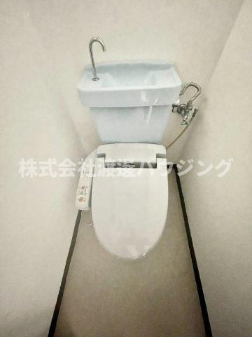 豊中市立花町戸建のトイレ