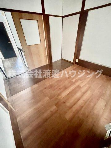 豊中市立花町戸建の寝室
