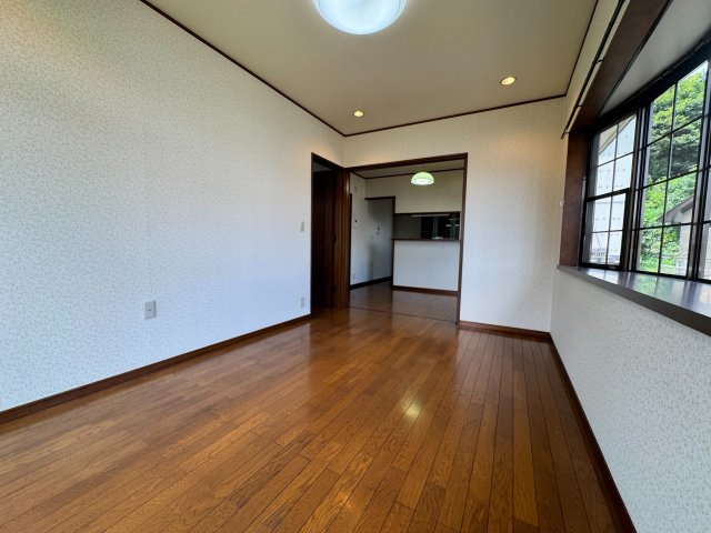 入間市小谷田中古戸建の居間・リビング