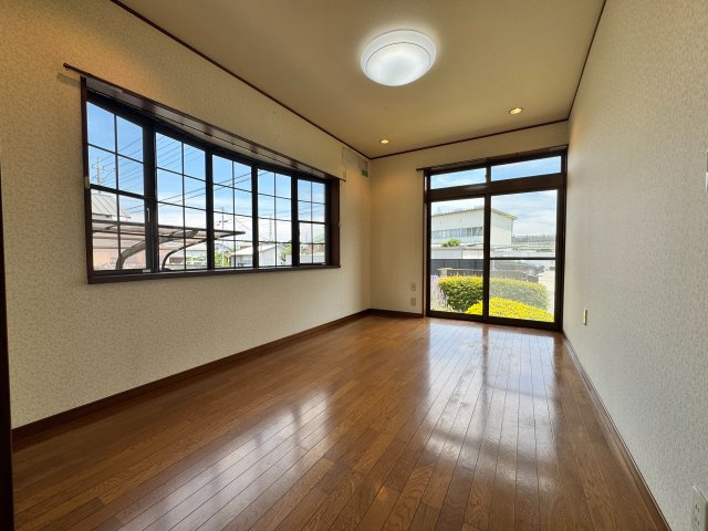 入間市小谷田中古戸建の洋室