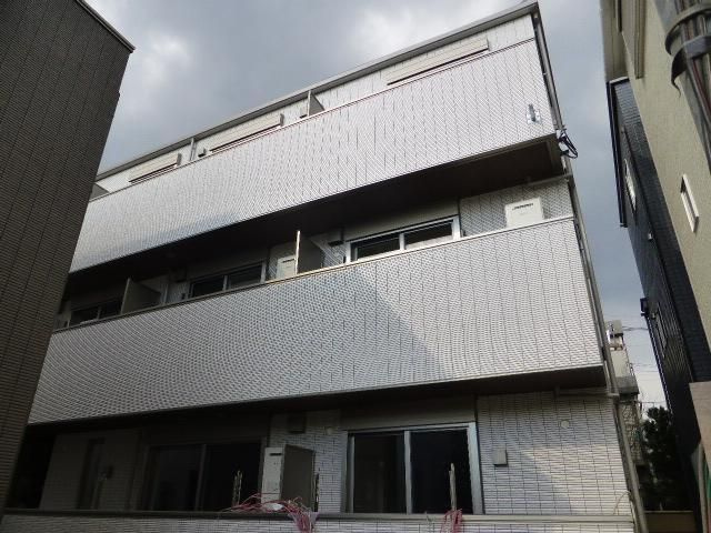 さいたま市浦和区本太１丁目の賃貸マンションの外観