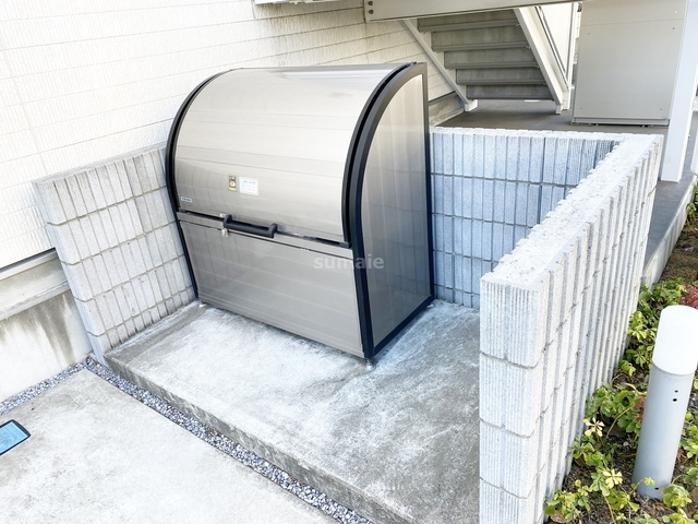 リブリ・盆栽のその他共用部分|専用ゴミ置き場あります！