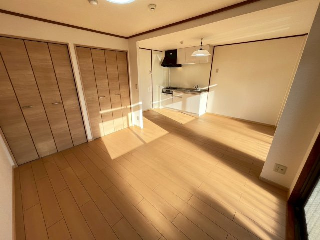 【居間・リビング】