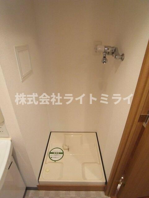 パレステュディオ新宿御苑前の設備|室内洗濯機置場 
