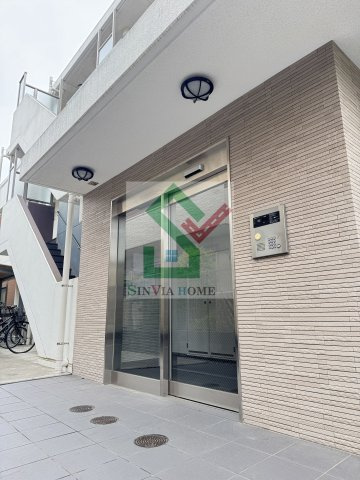キャッスルエムのエントランス