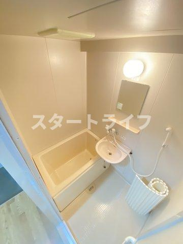 大阪市淀川区東三国５丁目の賃貸マンションの浴室