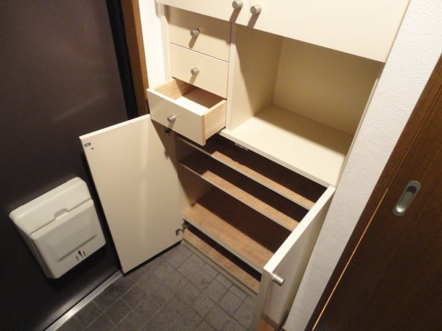 サンフィット・イシイの収納|下駄箱