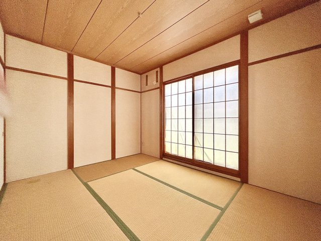 西区歌里町の和室|お子様のお昼寝スペースや書斎としてなど、いろいろとお使い頂けます。