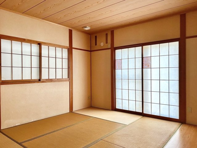 西区歌里町の寝室|心地よさと快適さを追求した居室、家族のライフスタイルに寄り添う住まい