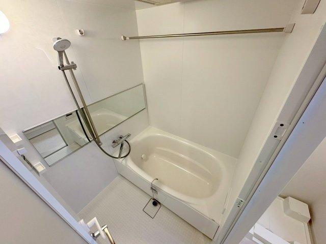 スプランディッド大阪EASTの浴室
