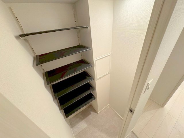 スプランディッド大阪EASTの収納