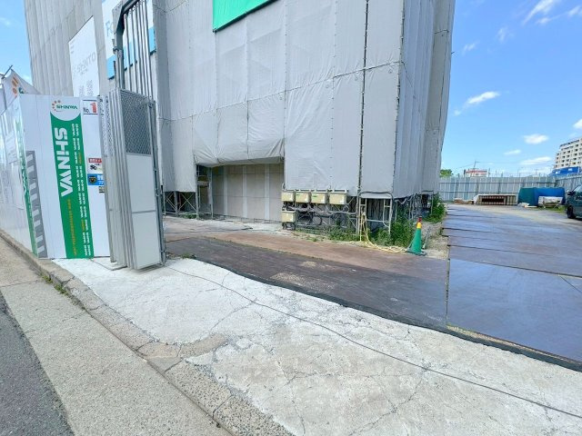 スプランディッド大阪EASTのエントランス