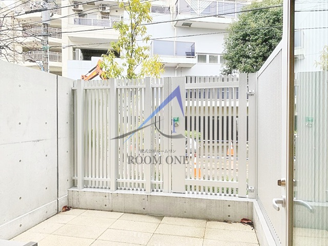 ZOOM高田馬場WEST