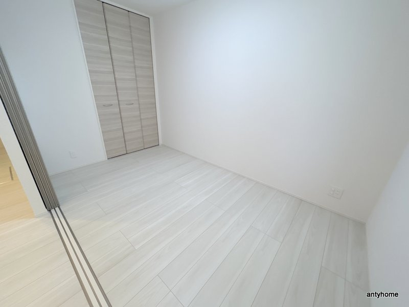 ココルトリシア 仲介手数料無料の洋室