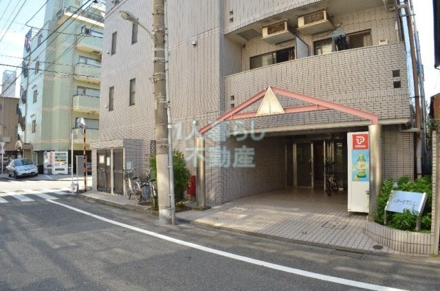 【エントランス】