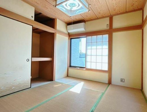 【中古】比企郡鳩山町小用リフォーム中古住宅の和室|2F和室です
