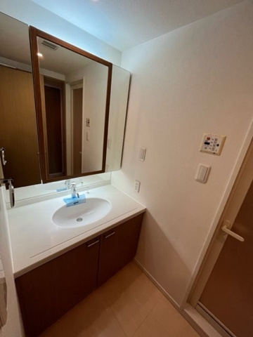 新品家具付きマンション赤坂39(KaGood東京)の洗面所