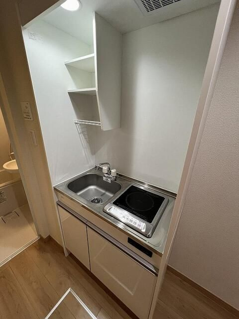 リーヴェルポート鶴見ＣＲＥＡのキッチン