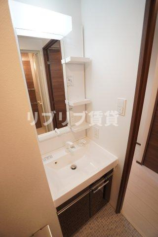 ジェノヴィア西千葉の洗面所