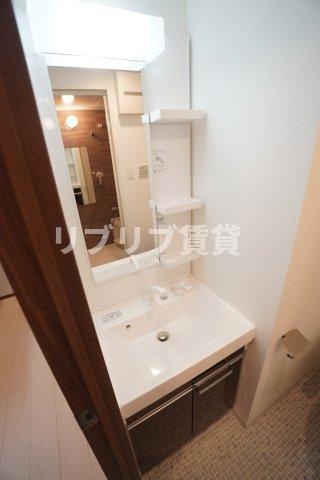 ジェノヴィア西千葉の洗面所