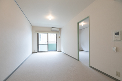 【居間・リビング】 | パーク・ノヴァ調布 | ※写真は同タイプ住戸です。