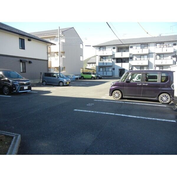 U・TOPIA34　C棟の駐車場