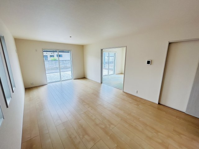 新築　伊勢崎市茂呂町第3　Livele Garden.S　4号棟の居間・リビング|伊勢崎市茂呂町第3　Livele Garden.S