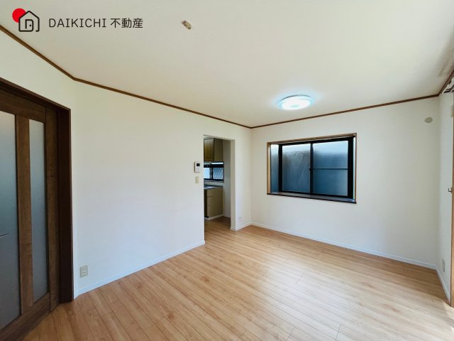 【居間・リビング】 | 川越市的場　中古戸建