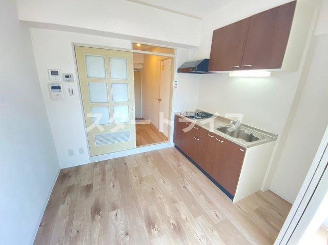 大阪市東淀川区菅原７丁目の賃貸マンションの居間・リビング