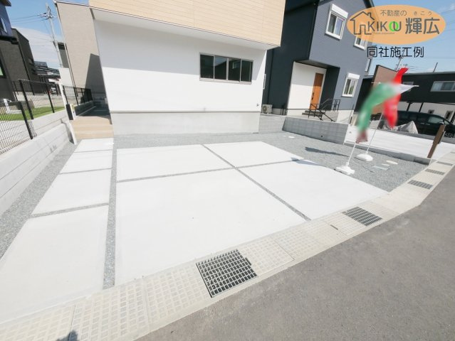 加古川市尾上町12期口里（全2棟）1号棟の庭|同社施工例です。
