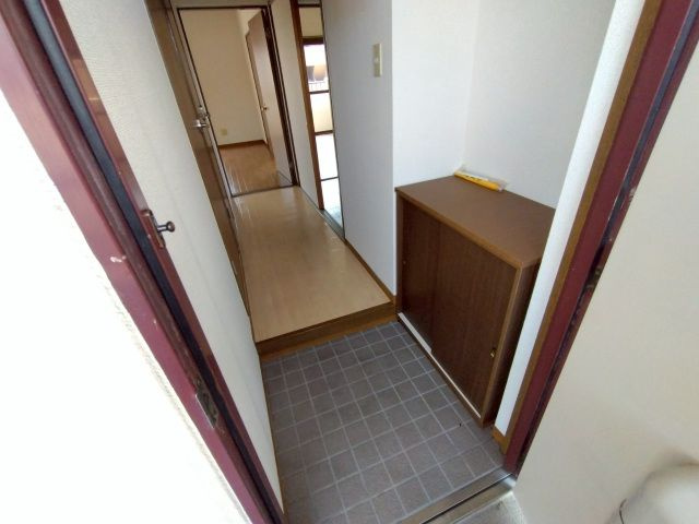 キャッスルローゼの玄関