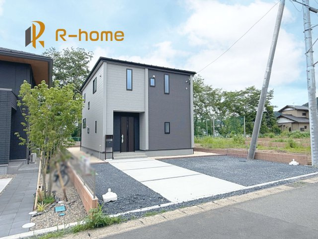 笠間市岩間駅西第3　新築戸建て　2号棟の外観|ご予約を頂ければ、『平日』はもちろん『早朝』や『夜間』もご見学可能です♪お気軽にお申し付けください♪