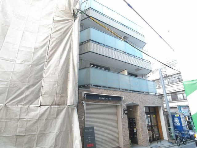 ソレイユ蔵前の外観