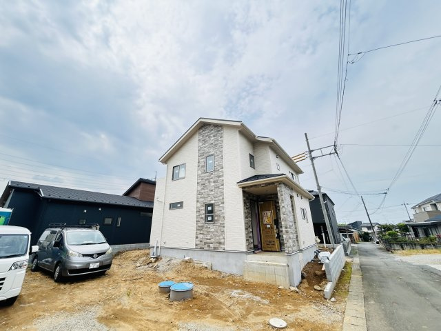 新築　伊勢崎市豊城町全2棟　Blooming　Garden　1号棟