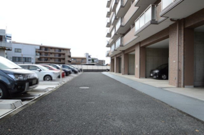 【駐車場】 | 南千里パークハウス | エイブルだけの嬉しいサービス、ご用意しております。詳細は、お気軽に当社までお問合せ下さいませ！