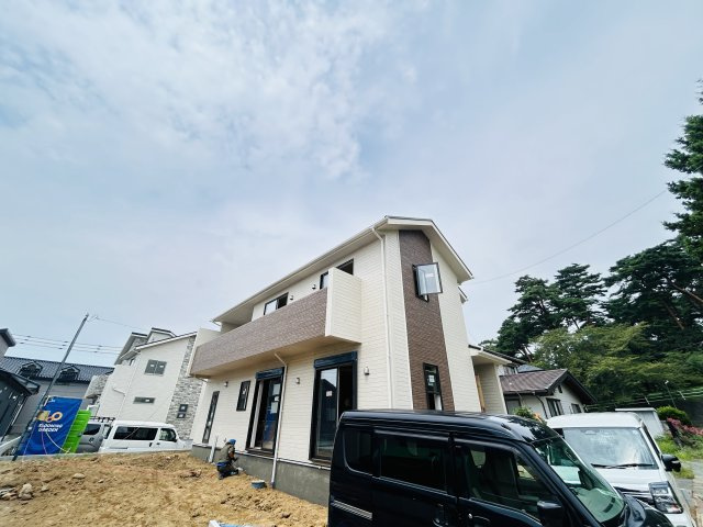 新築　伊勢崎市豊城町全2棟　Blooming　Garden　2号棟