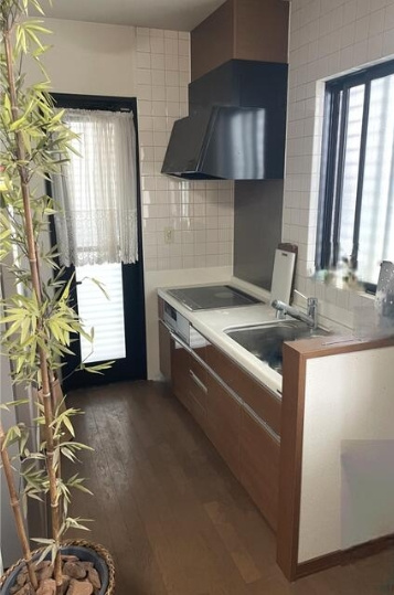 和歌山市福島572-46のキッチン
