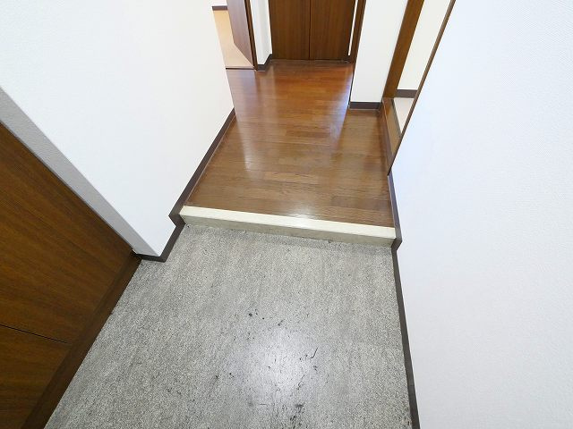 ライオンズマンション富雄Ａの玄関|毎日通る玄関はこちらです