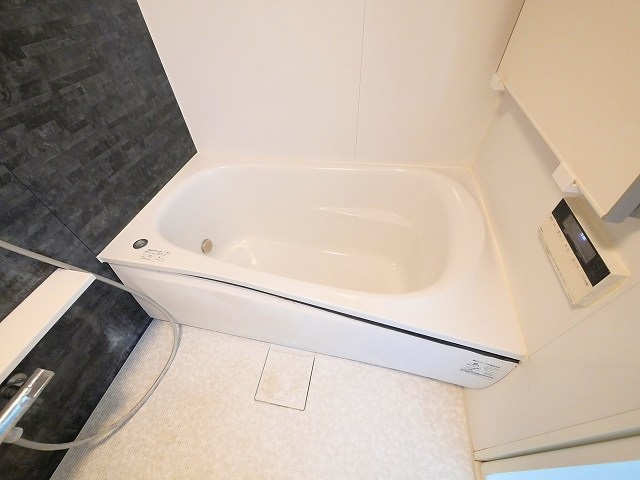 ライオンズマンション富雄Ａの浴室|お風呂です